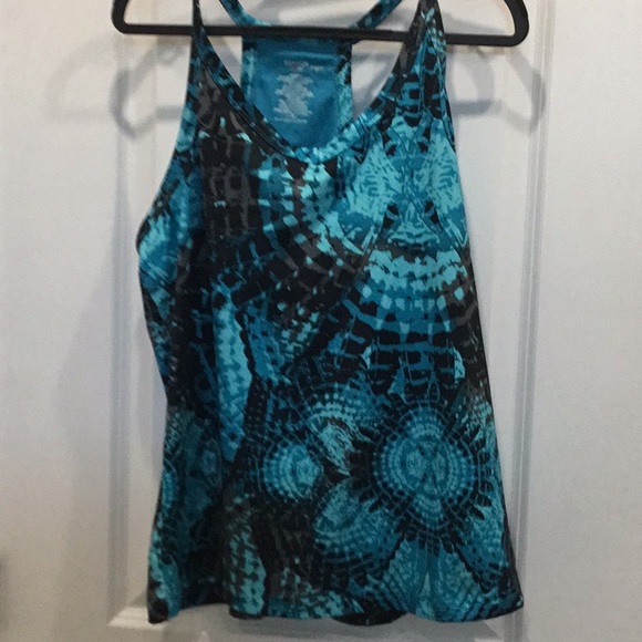 Danskin Now Other - Aqua Blue Danskin Now Yoga top. Size 2XG (20)